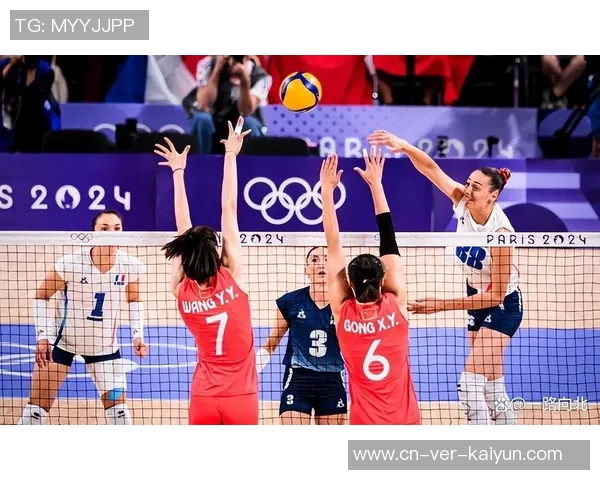 中国女排迎战塞尔维亚全力争胜期待精彩对决展现巅峰竞技魅力